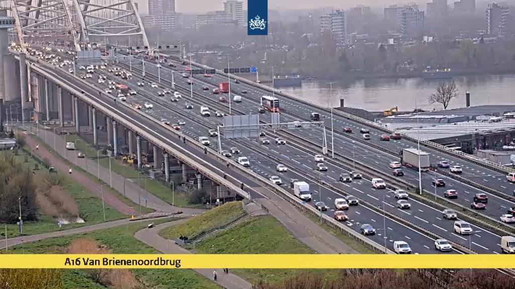 Verkeerscamera Van Brienenoordbrug A16